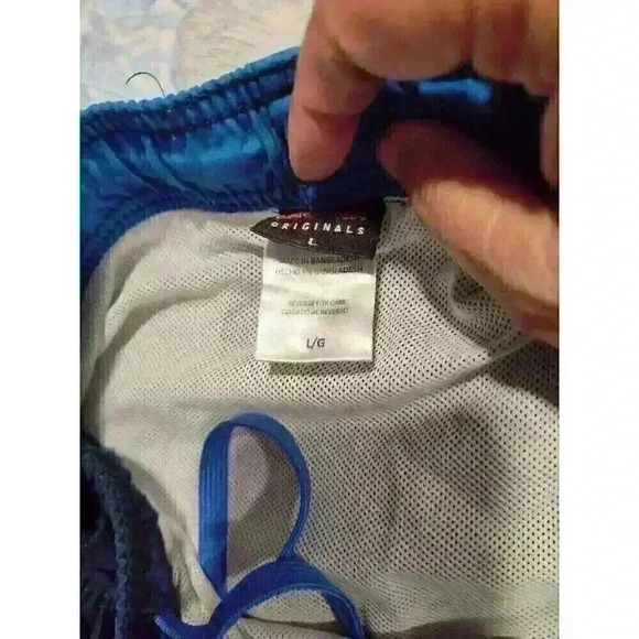 Laguna Original Men's Size Large Blue Swim Trunks with 1 coin and 1 Side‎ Pocket - Picture 4 of 4